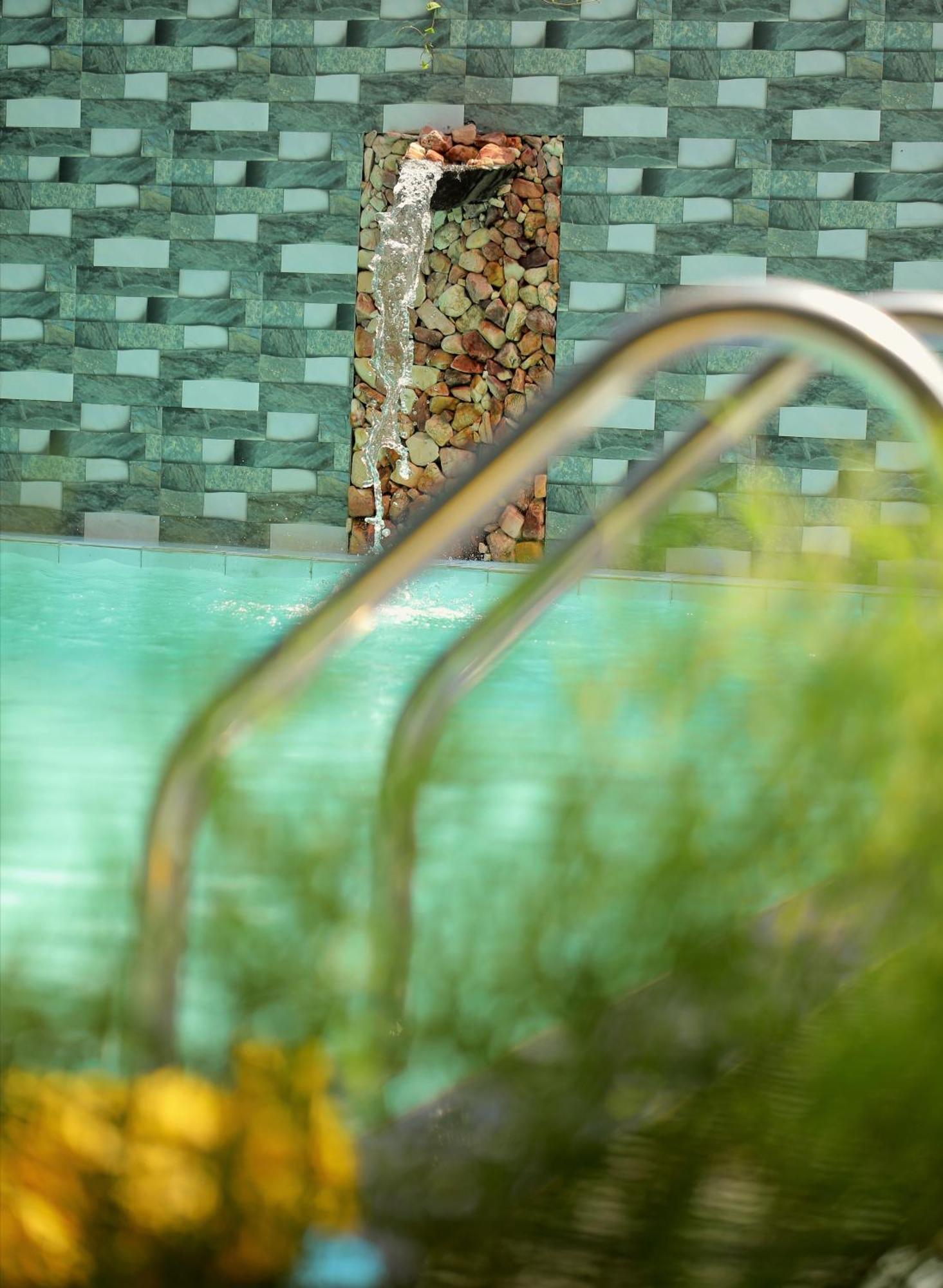 Andorra Tourist Resort Anuradhapura Luaran gambar
